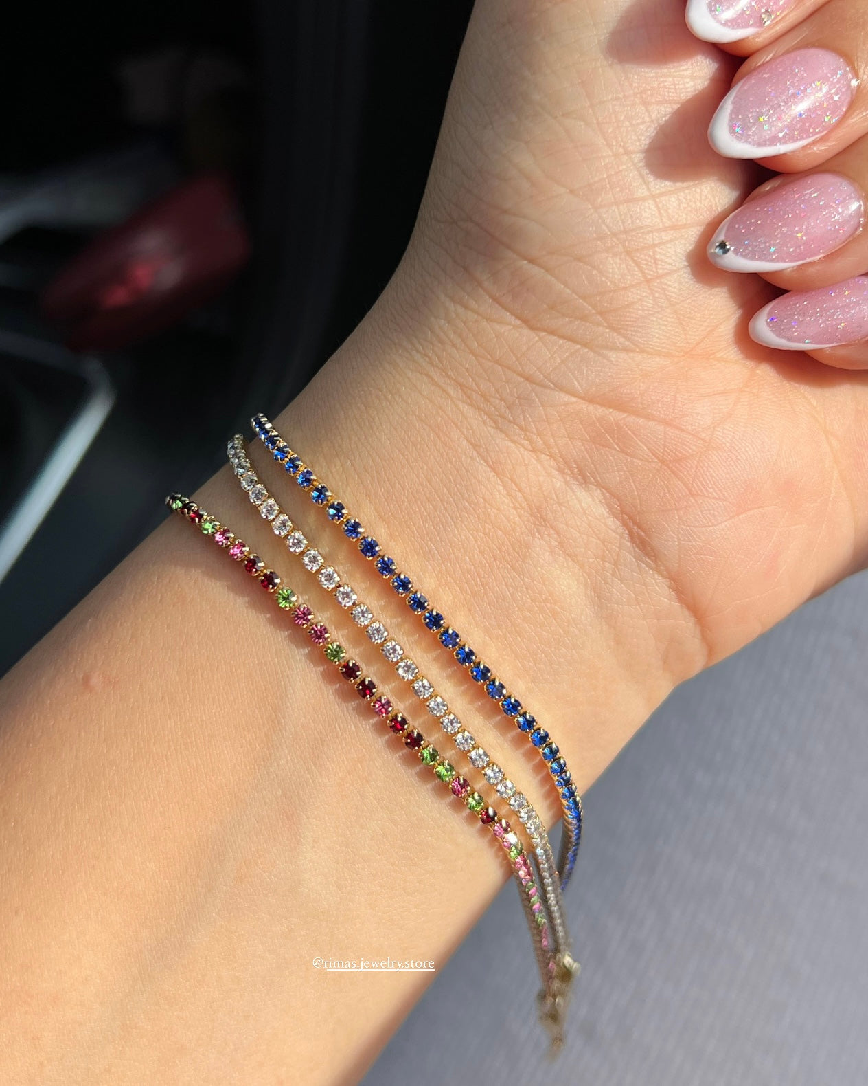 Rivière Tennis fine bleu roi