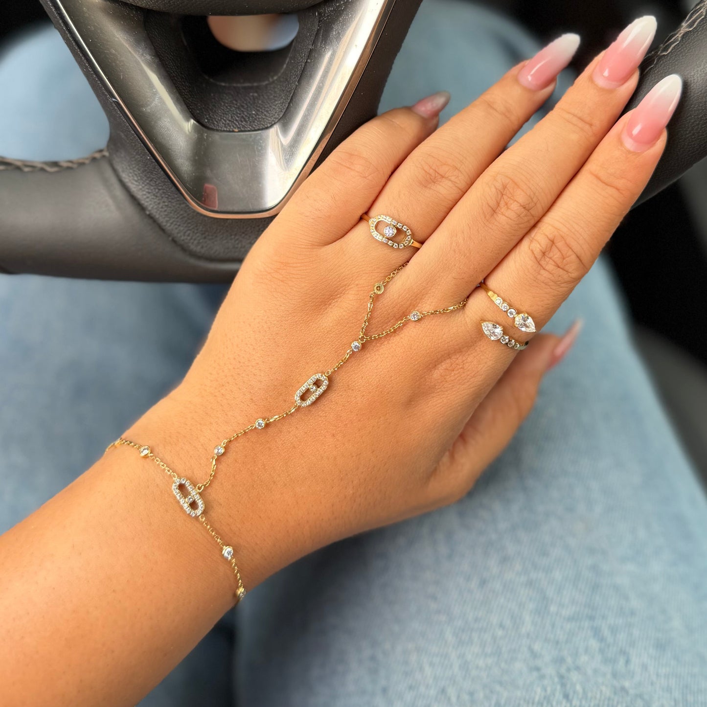 Handchain