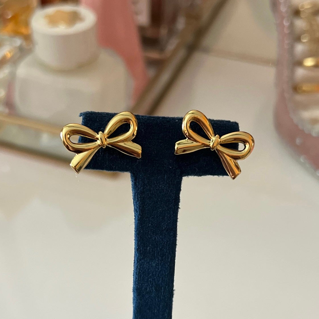 modèle boucle-d-oreille-coquette-anneau-puce-bow-earrings
