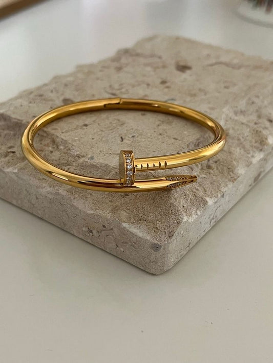 Bracelet clous