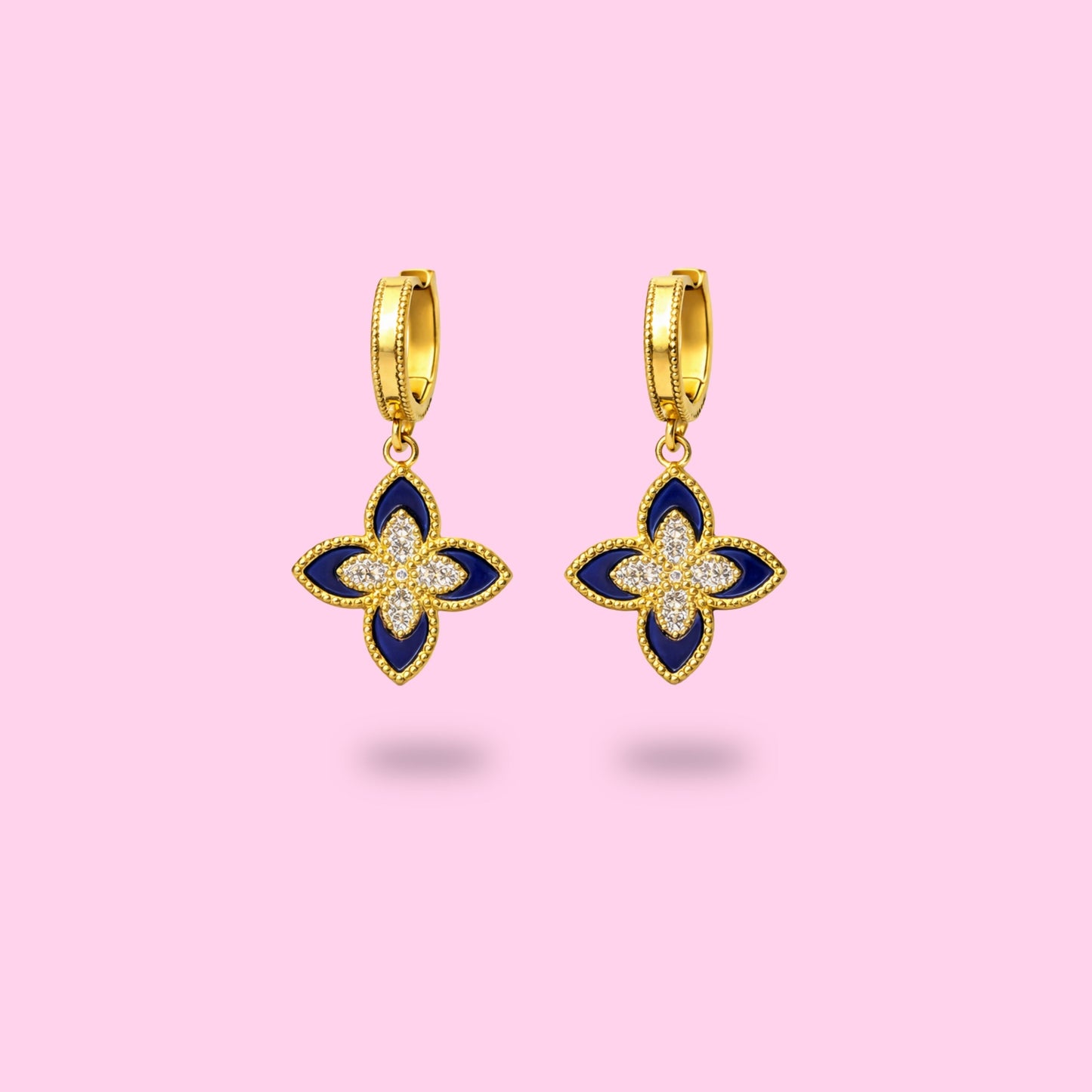 Boucles hoops trèfle noble