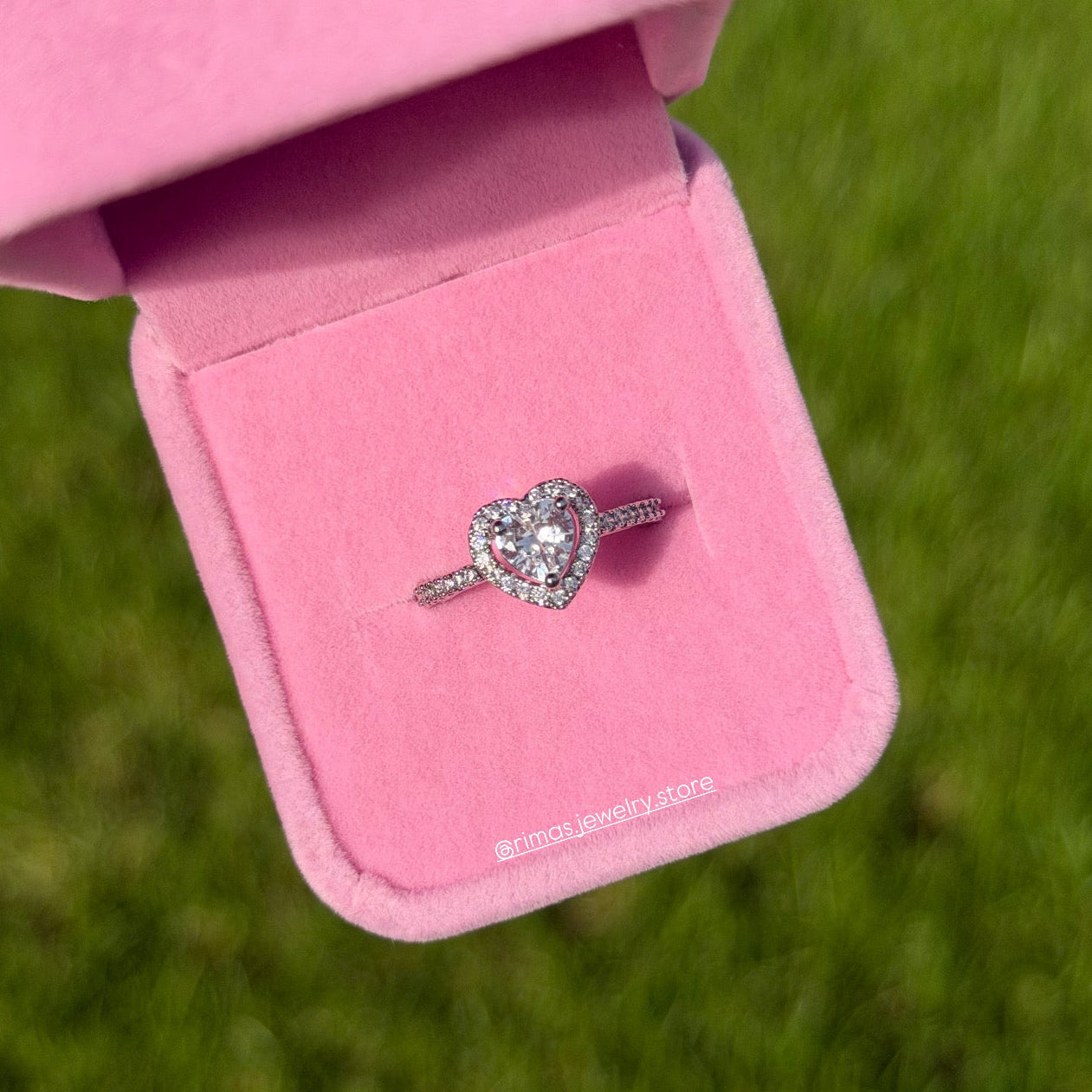 bague-coeur-femme-argentee-zircon-adore