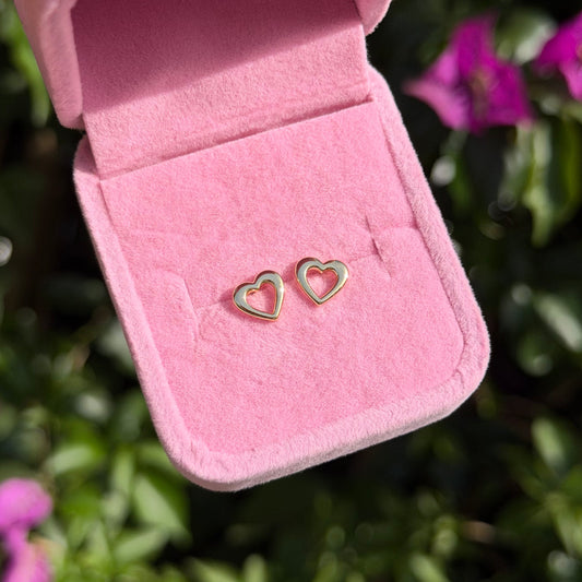 boucles-oreilles-coeur-femme-minimaliste-romantique-cadeau-fille-valentin