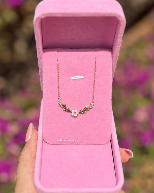 collier-fleur-cadeau-acier-inoxydable