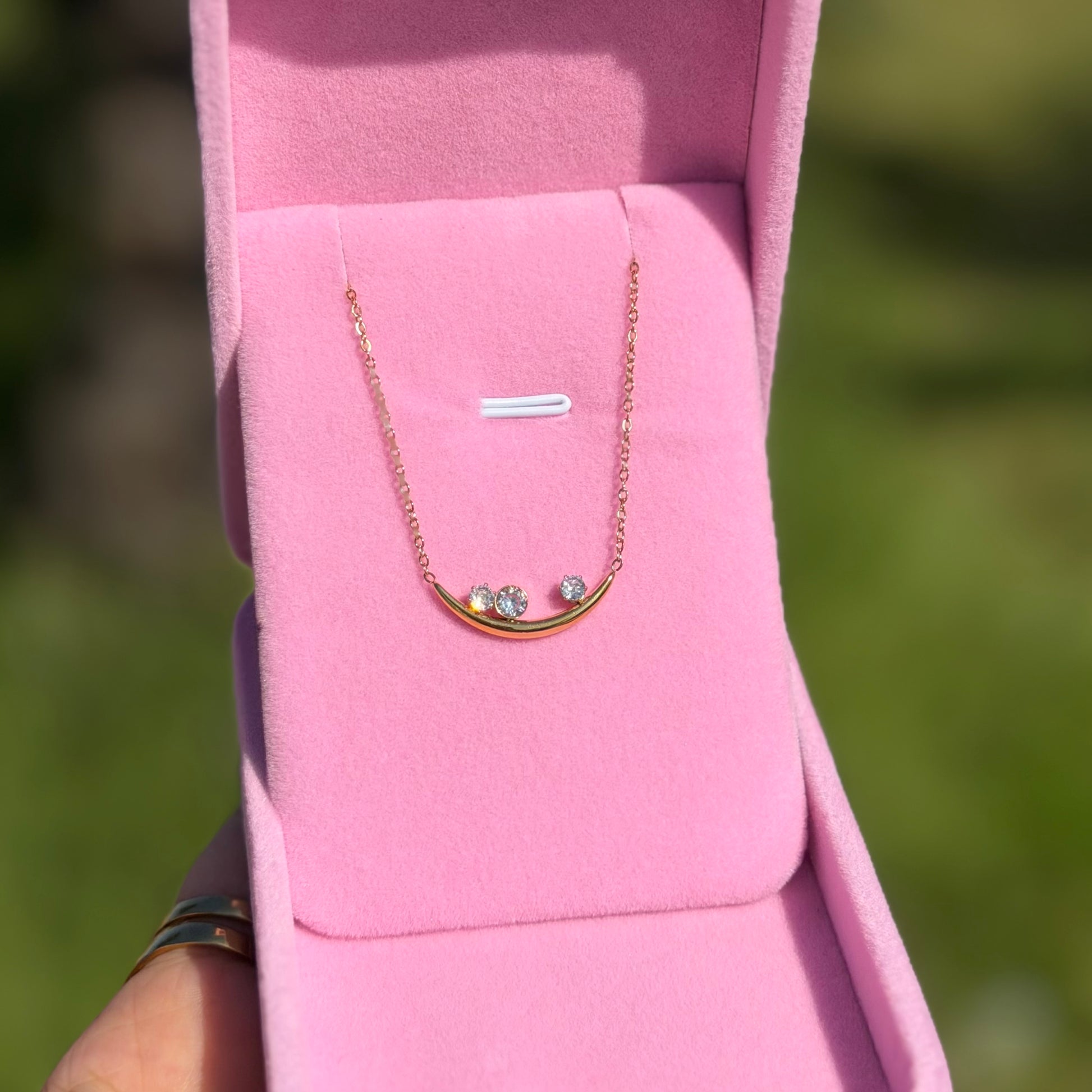 collier-pour-femme-acier-inoxydable-cadeau